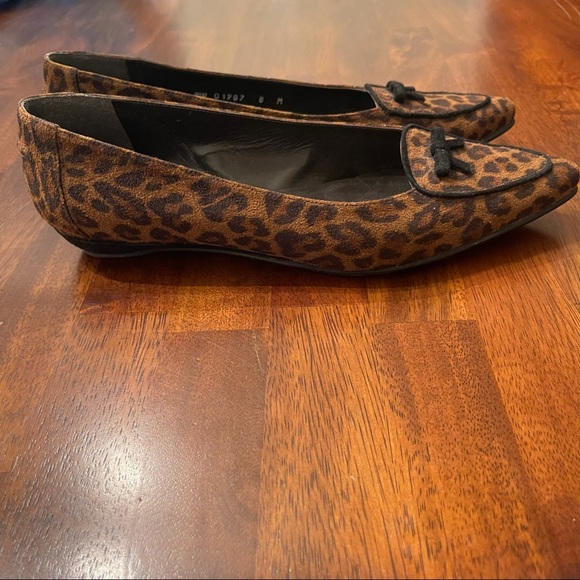 Stuart Weitzman Pointed Leopard Print Flats - Picture 2 of 8